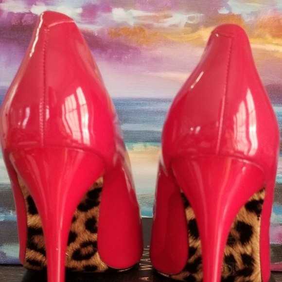 Azalea Wang Cherry Red Patent Leather Pumps - Picture 5 of 6